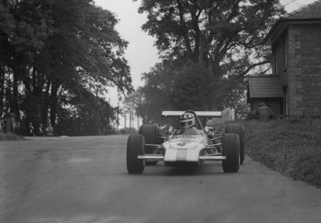 70 09 13 Cadwell Park Wilson Fittipaldi Lotus 59A