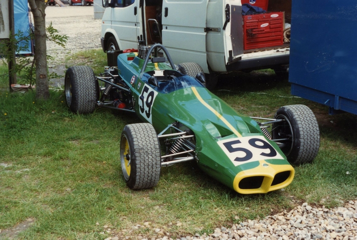 08 Brands Hatch 2 06 1990 Clive Bakers ex  Simon Brookman Lotus 59