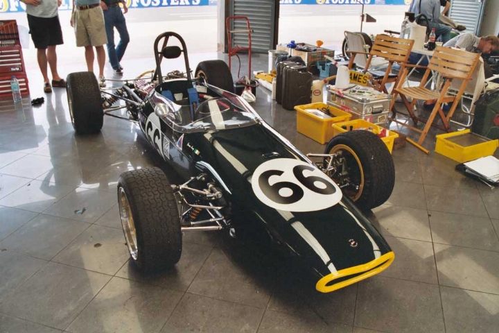 02 Brabham BT15